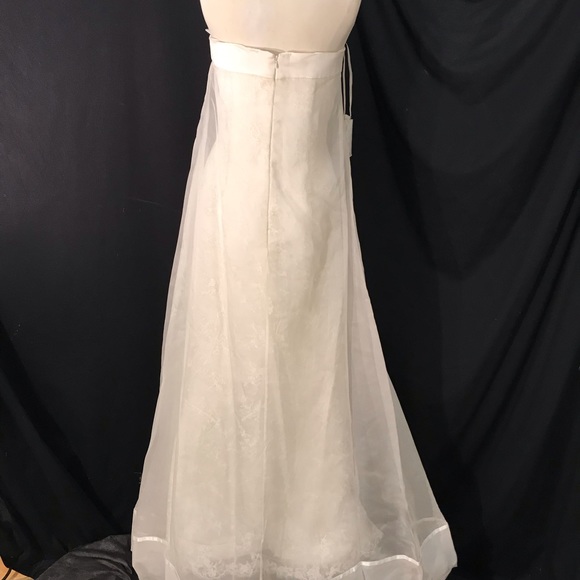 Designer Wedding Dress Gown Ivory Silk 12 No Train Strapless Bow NEW - Picture 5 of 15